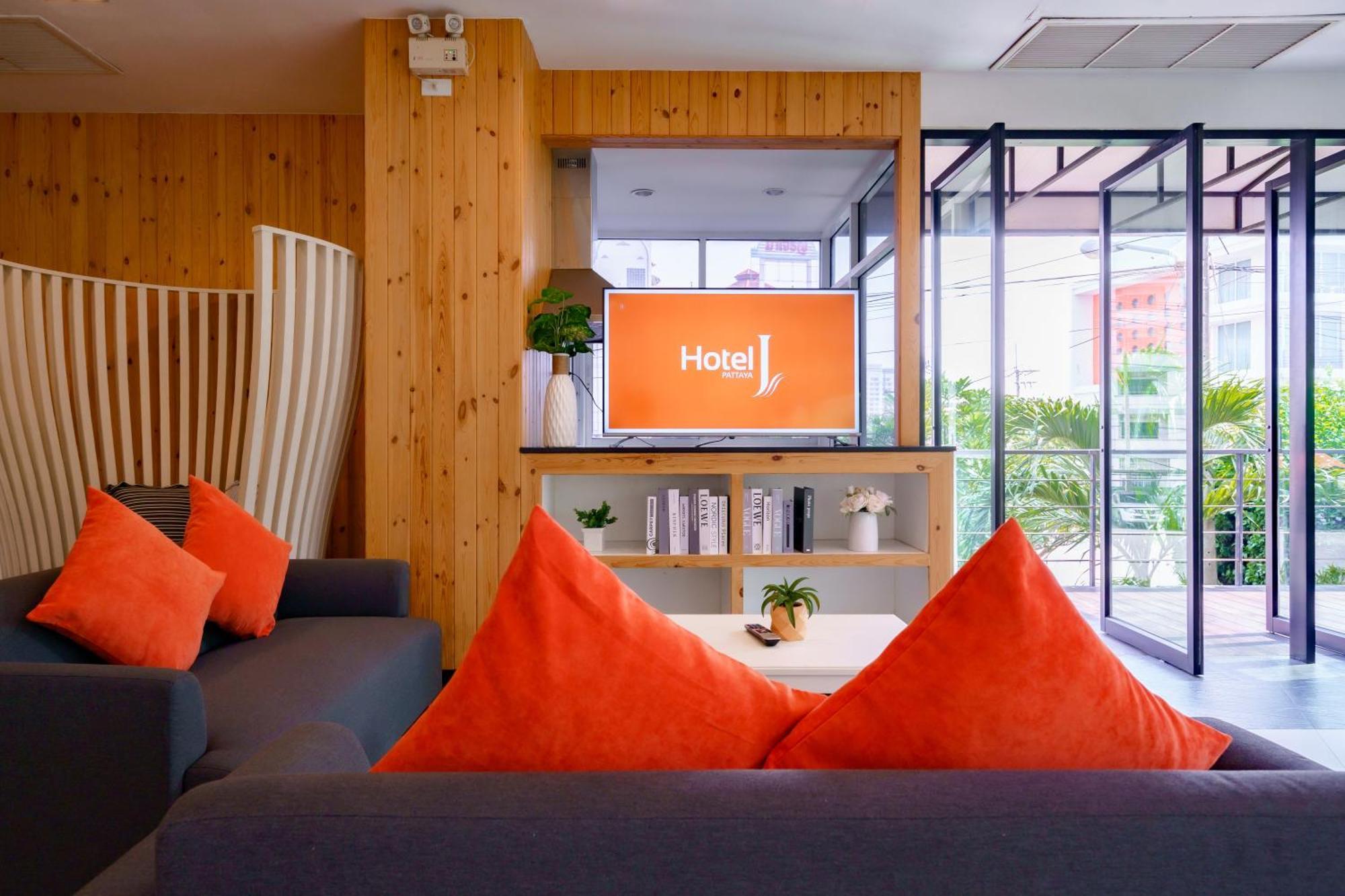 J Inspired Hotel Pattaya Εξωτερικό φωτογραφία